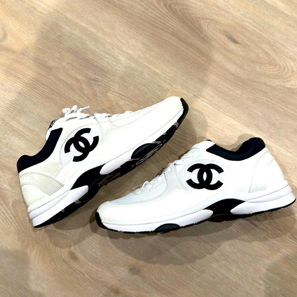 Black and White Chanel Shoes NEVER WORN‼️size 11